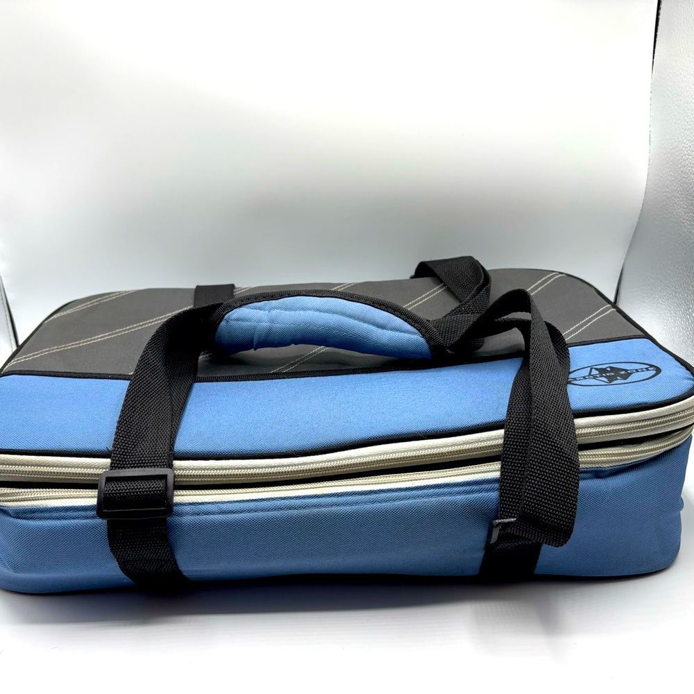 Artic Zone expandable insulated food carrier casserole hot cold.